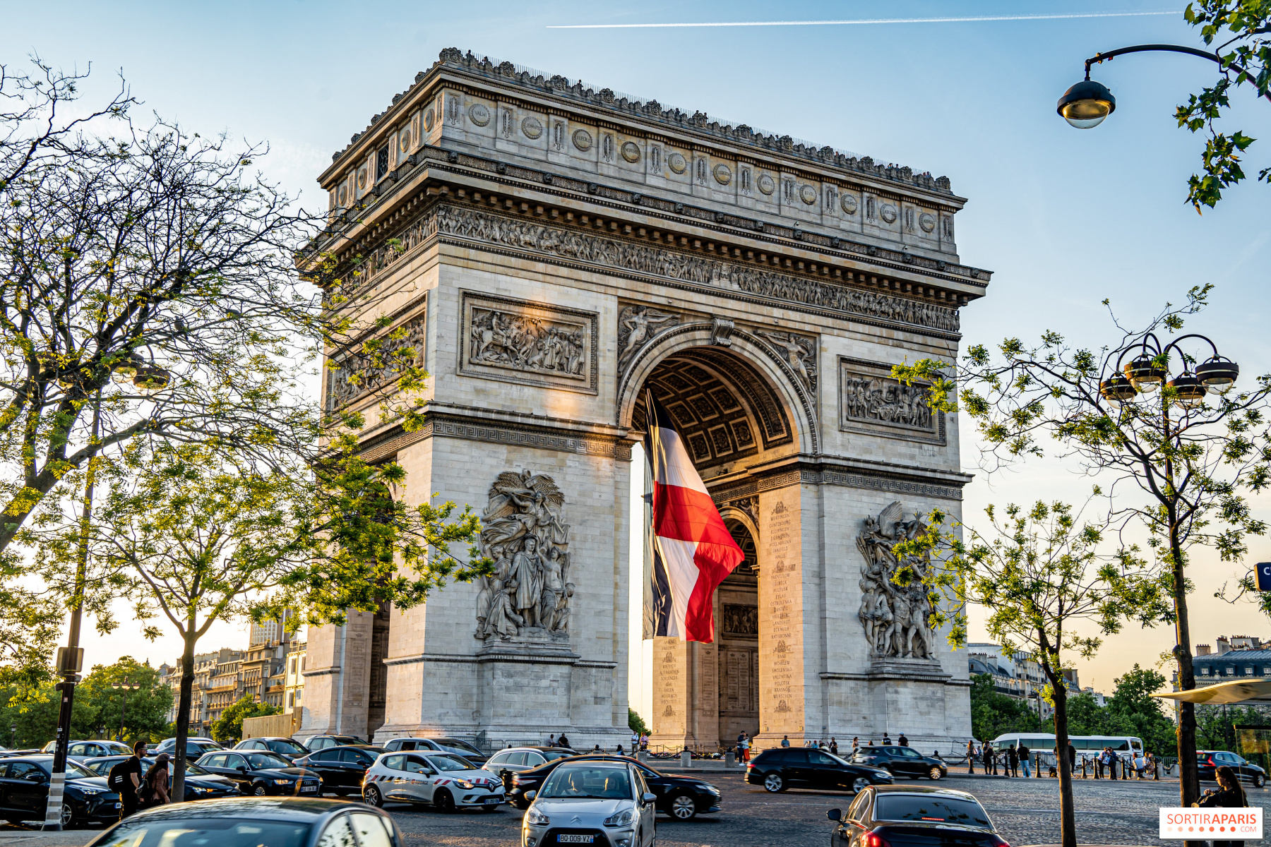 Arco del Triunfo de París - Fachada